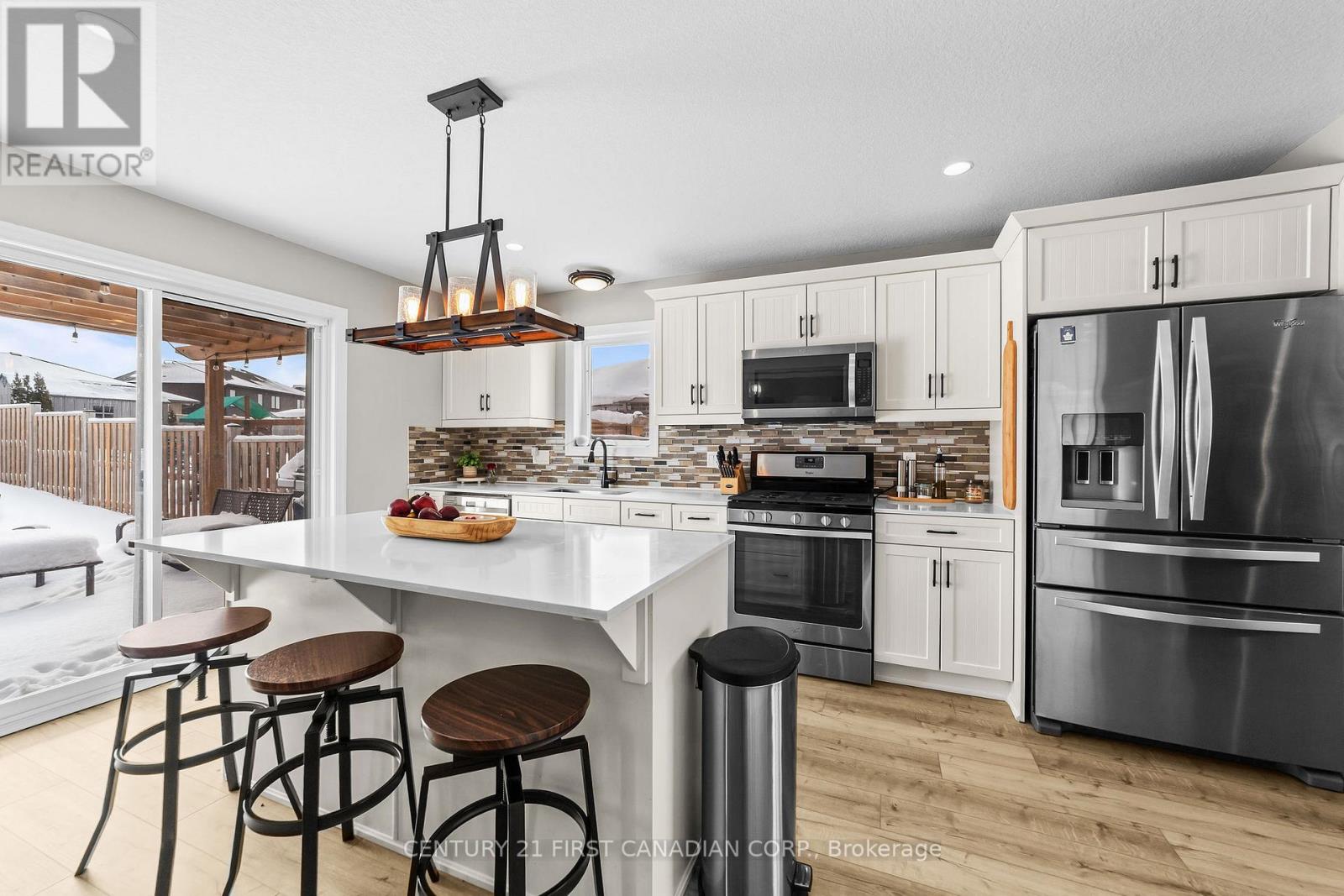 181 Gilmour Drive, Lucan Biddulph, Ontario  N0M 2J0 - Photo 12 - X12802572