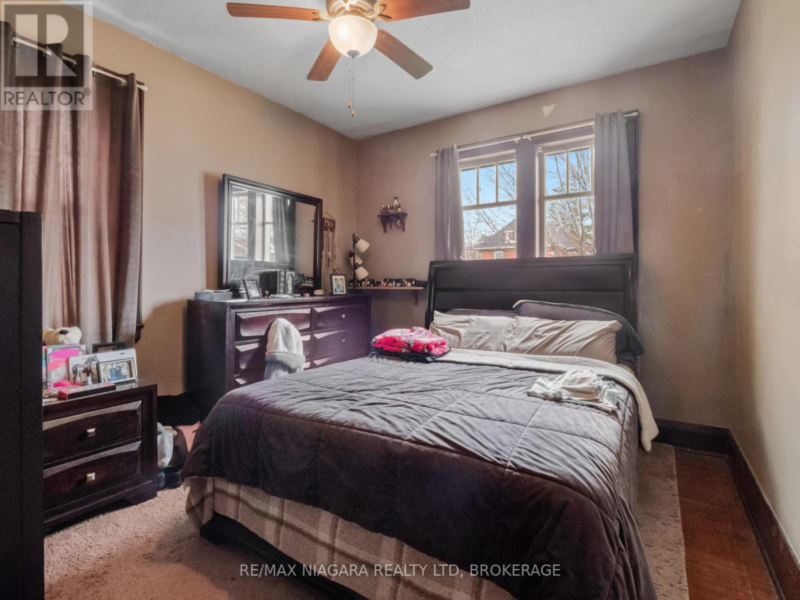 215 Phipps Street, Fort Erie, Ontario  L2A 2V4 - Photo 14 - X12103583