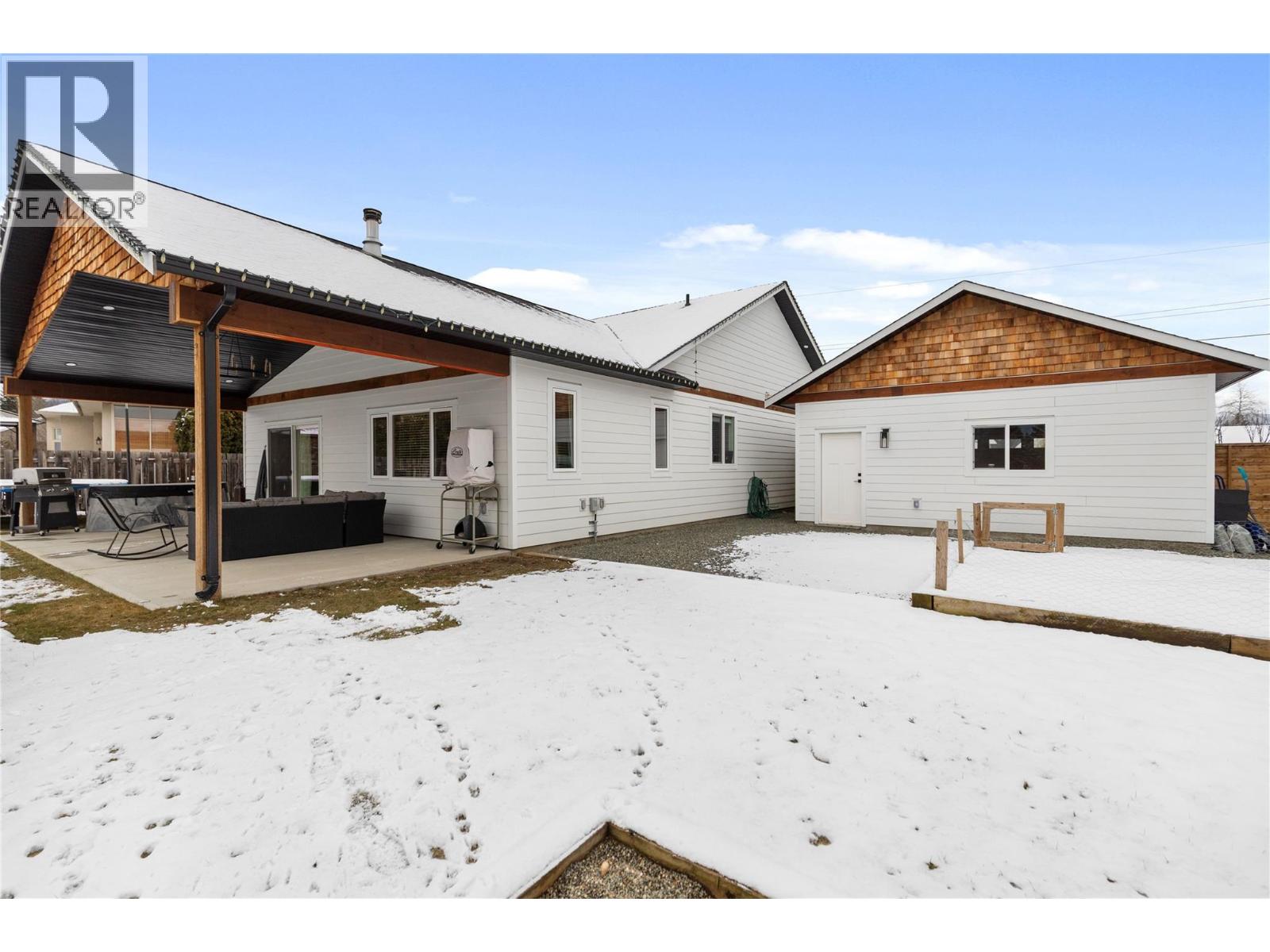 518 Oriole Way, Barriere, British Columbia  V0E 1E0 - Photo 6 - 10375540