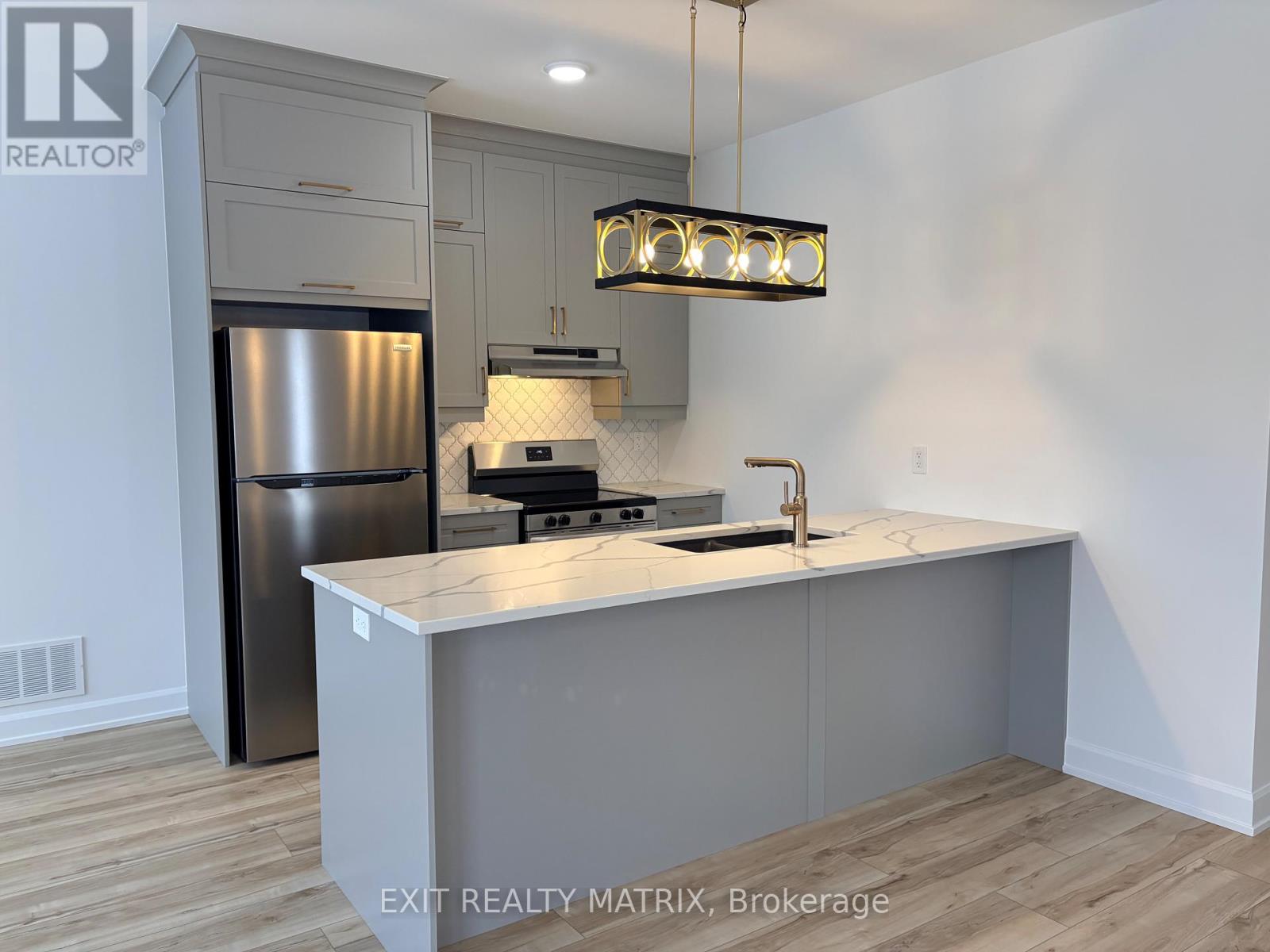 146 Elizabeth Drive, North Dundas, Ontario  K0C 1H0 - Photo 3 - X12802446