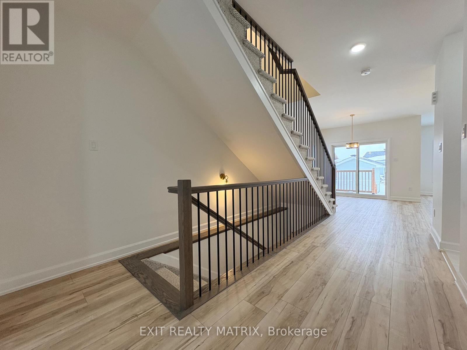 146 Elizabeth Drive, North Dundas, Ontario  K0C 1H0 - Photo 6 - X12802446