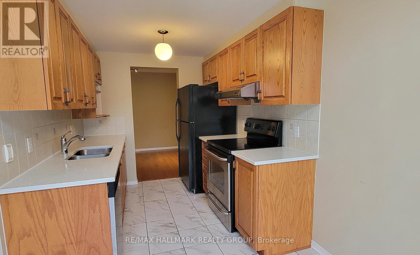 1620 Henri Lauzon Street, Ottawa, Ontario  K1C 7R6 - Photo 5 - X12802492