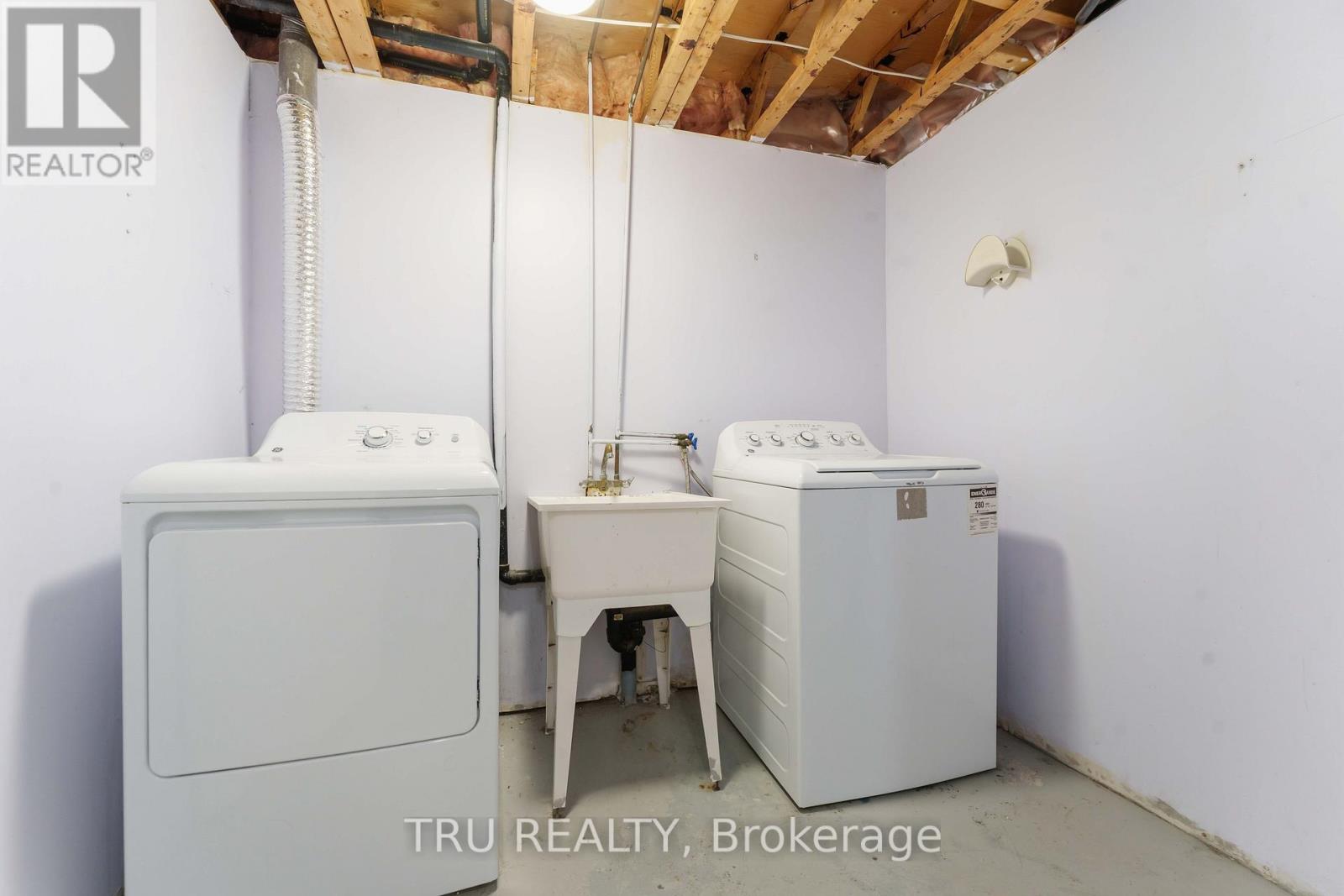 37 Riverbank Court, Ottawa, Ontario  K2S 1V7 - Photo 26 - X12802520