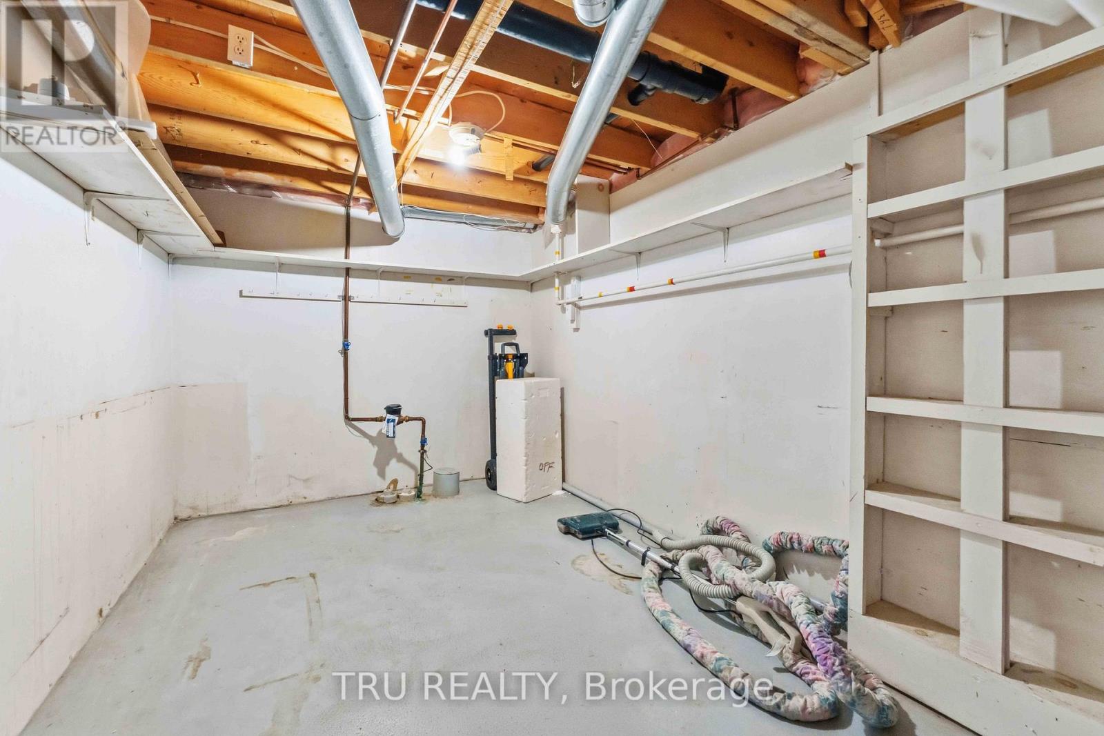 37 Riverbank Court, Ottawa, Ontario  K2S 1V7 - Photo 27 - X12802520