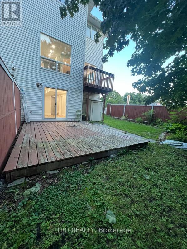 37 Riverbank Court, Ottawa, Ontario  K2S 1V7 - Photo 31 - X12802520