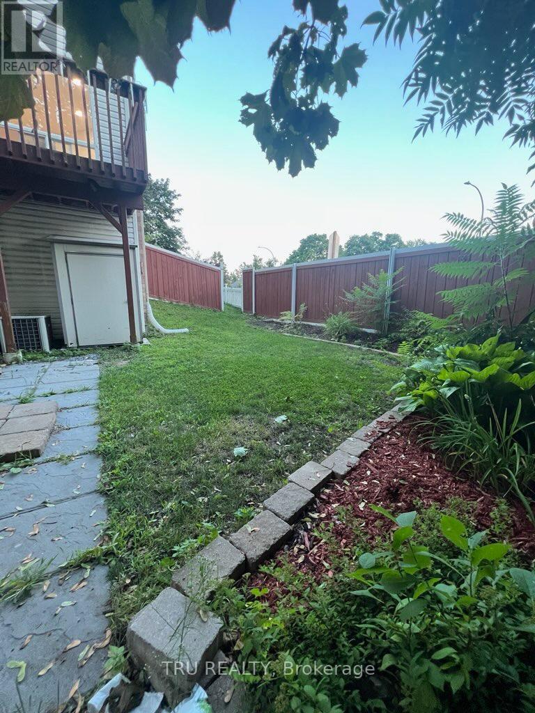 37 Riverbank Court, Ottawa, Ontario  K2S 1V7 - Photo 32 - X12802520
