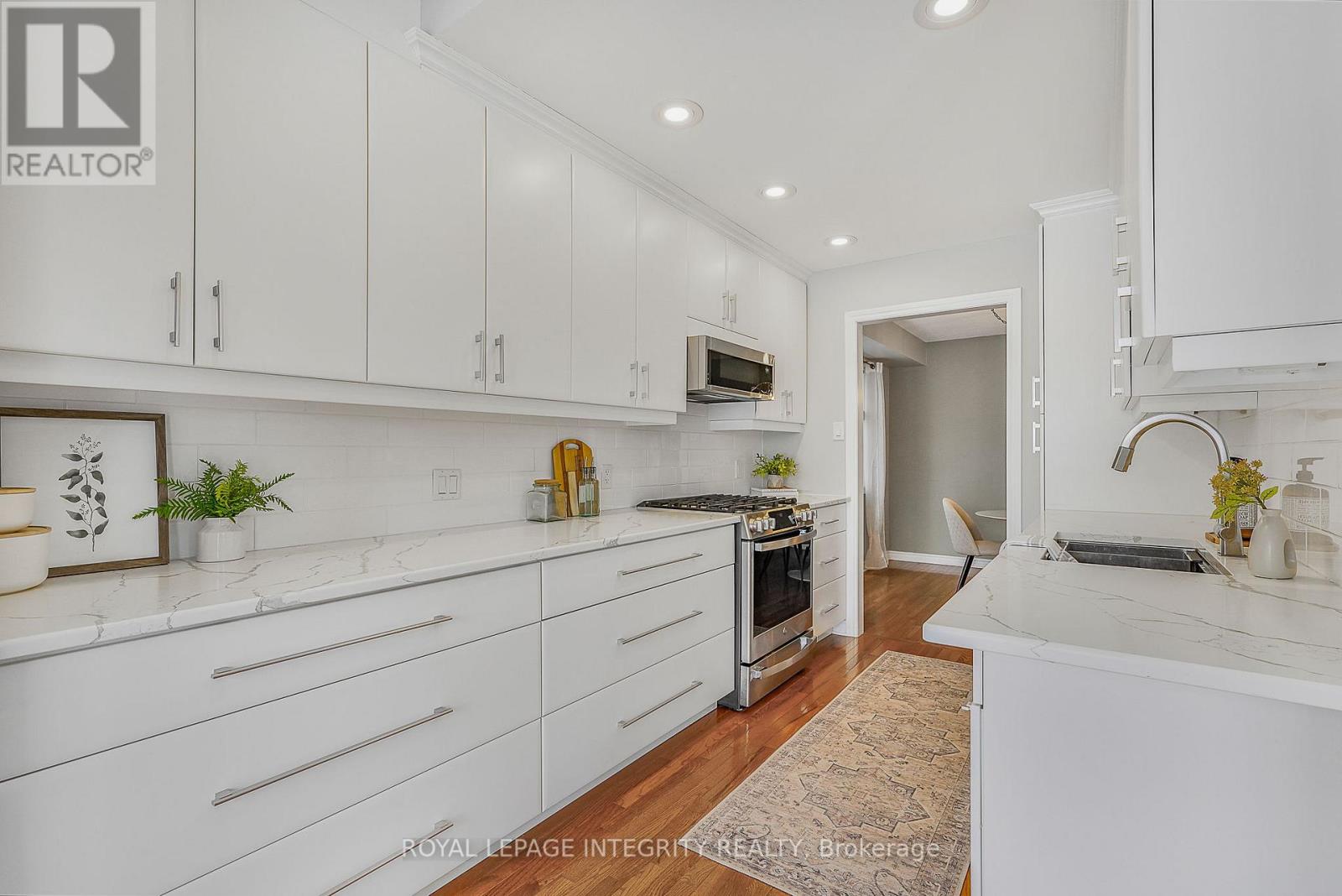 1033 Markwick Crescent, Ottawa, Ontario  K4A 4X5 - Photo 13 - X12802564