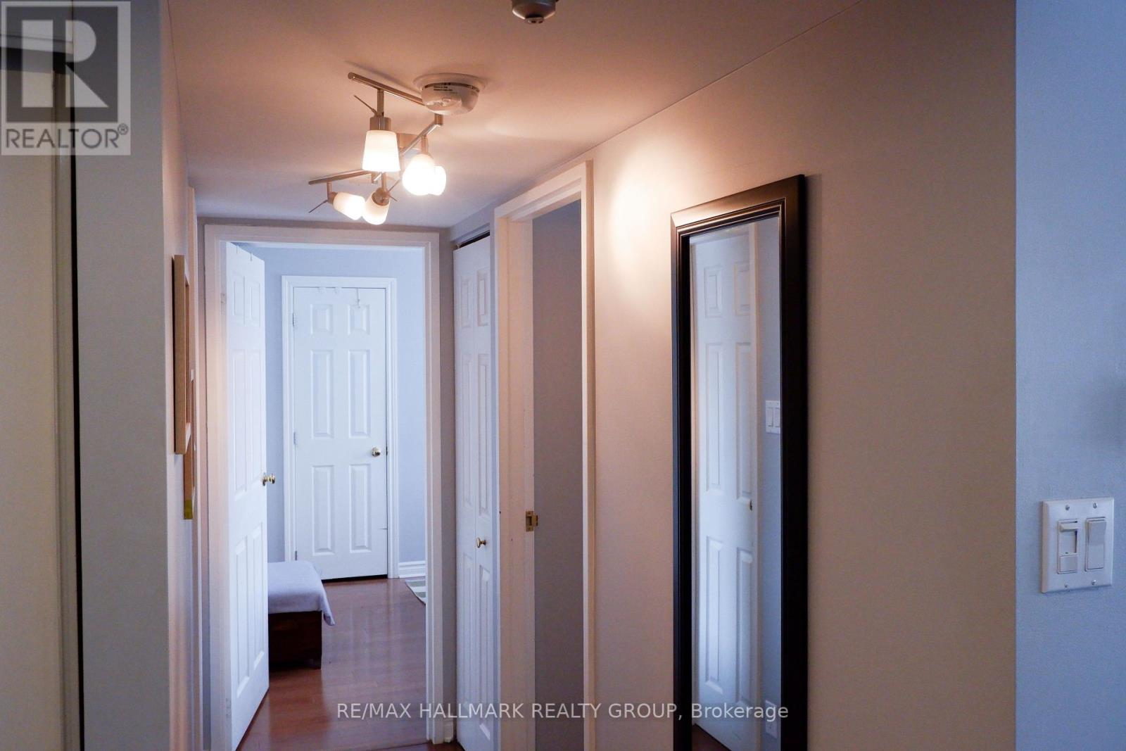 203 - 30 Charlevoix Street, Ottawa, Ontario  K1L 8K5 - Photo 7 - X12802658