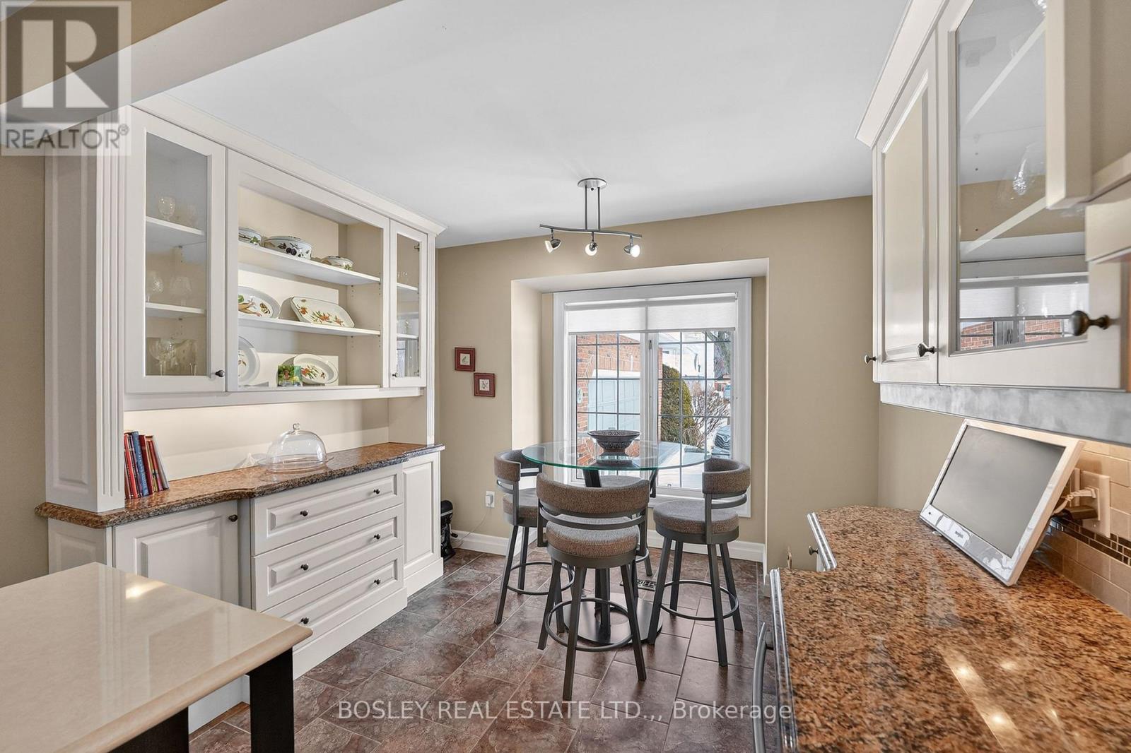 14 Weatherstone Court, Niagara-On-The-Lake, Ontario  L0S 1J0 - Photo 4 - X12802518