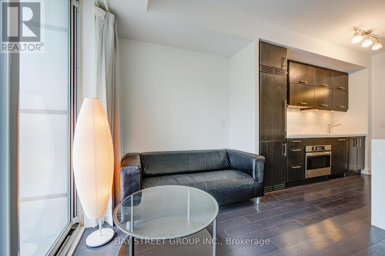 1501 - 1080 Bay Street, Toronto, Ontario  M5S 0A5 - Photo 15 - C12802448