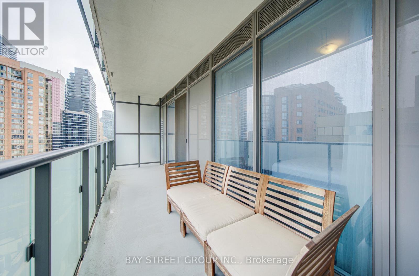 1501 - 1080 Bay Street, Toronto, Ontario  M5S 0A5 - Photo 23 - C12802448