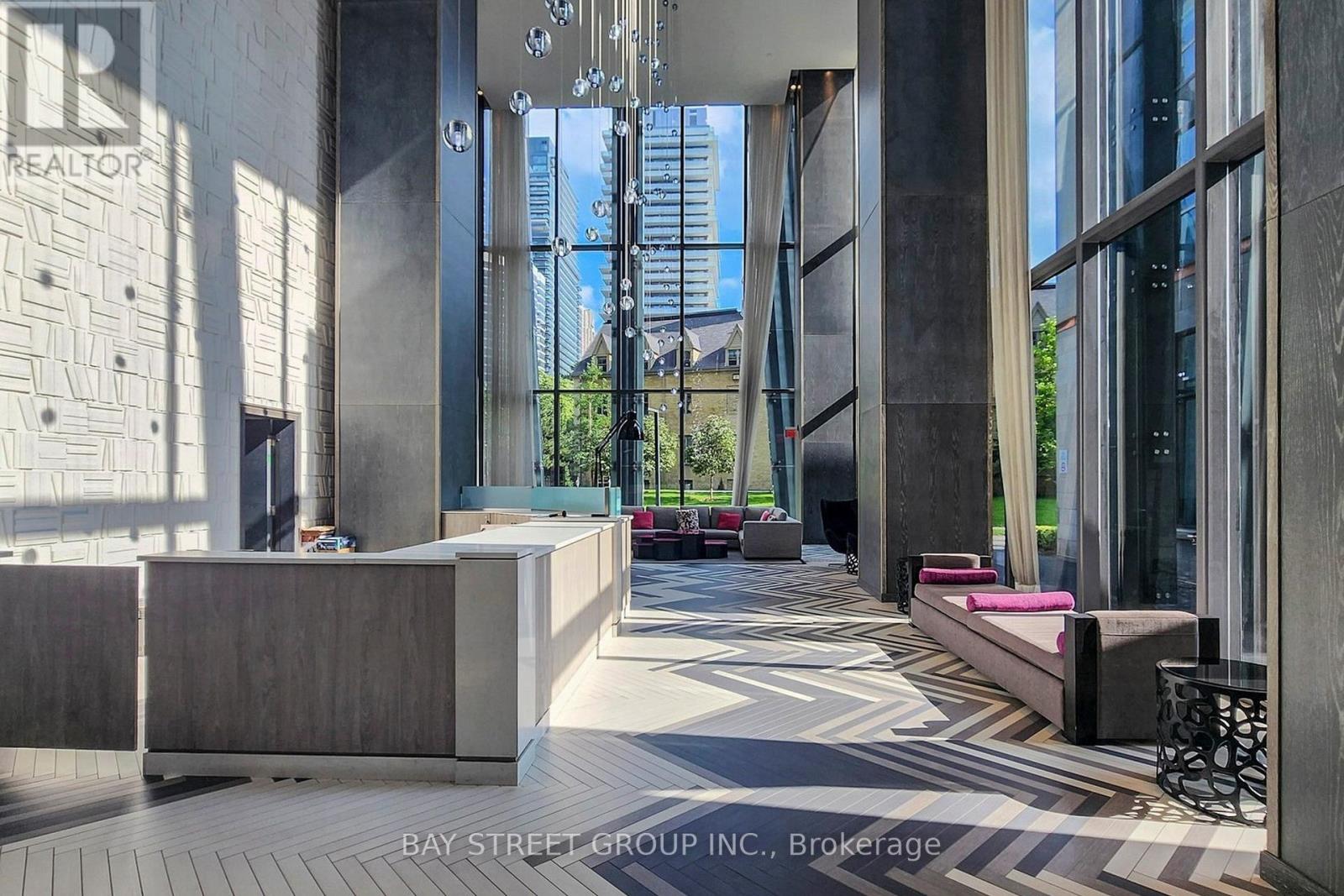 1501 - 1080 Bay Street, Toronto, Ontario  M5S 0A5 - Photo 4 - C12802448