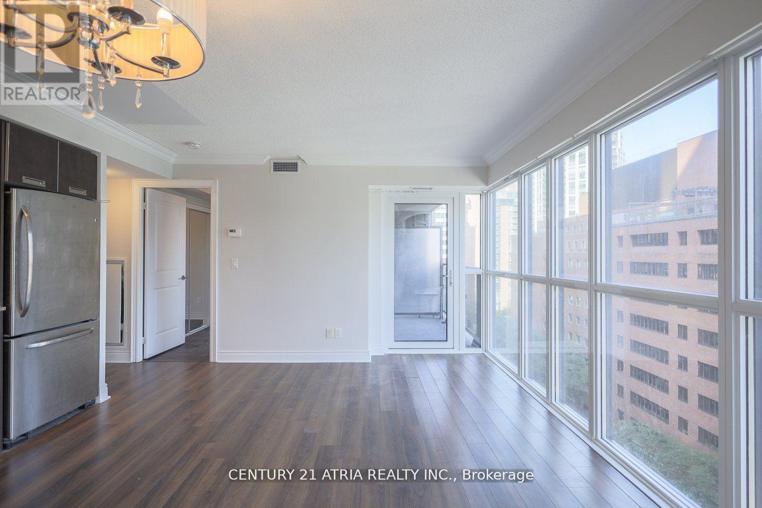 1202 - 28 Ted Rogers Way, Toronto, Ontario  M4Y 2J4 - Photo 4 - C12802454