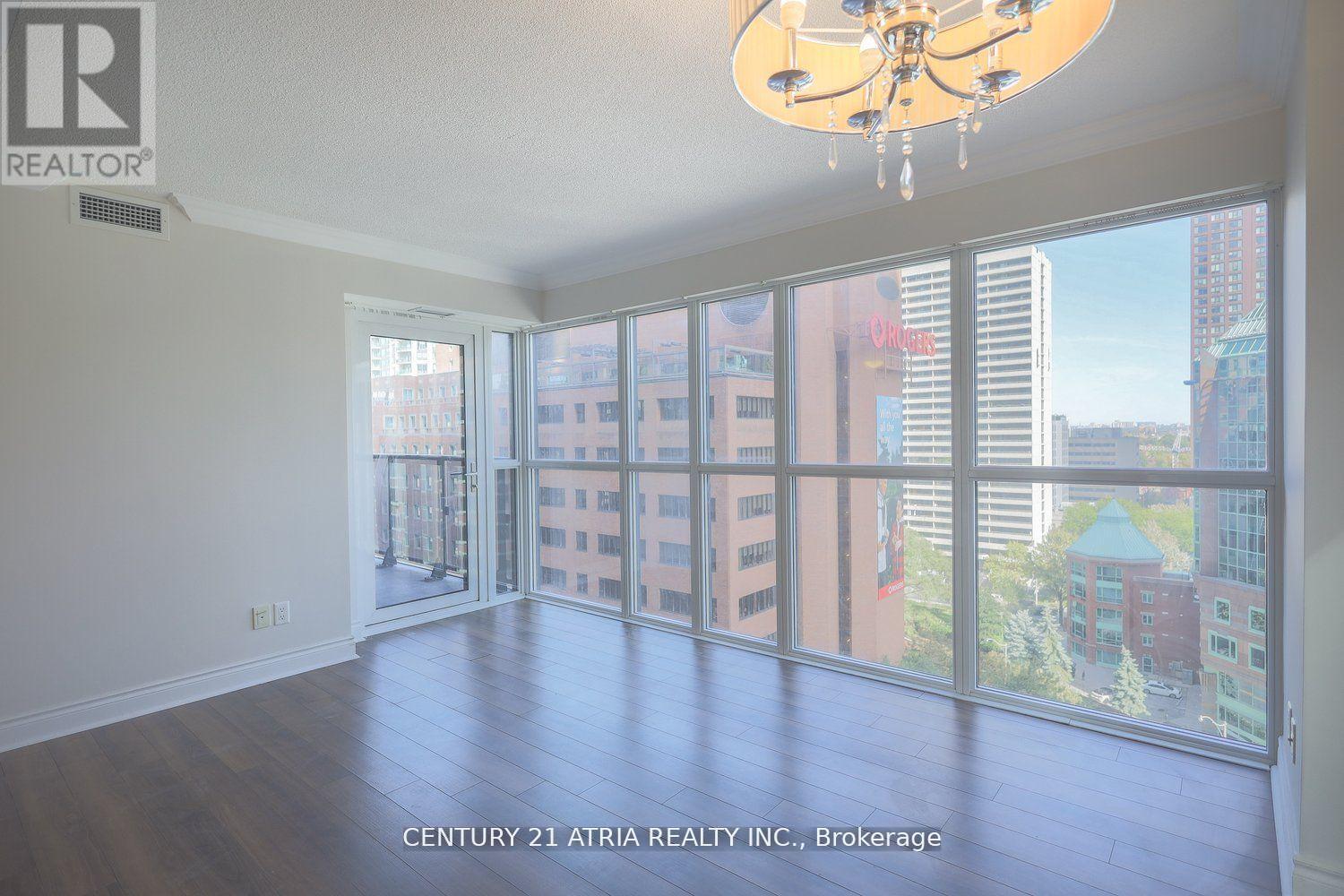 1202 - 28 Ted Rogers Way, Toronto, Ontario  M4Y 2J4 - Photo 6 - C12802454