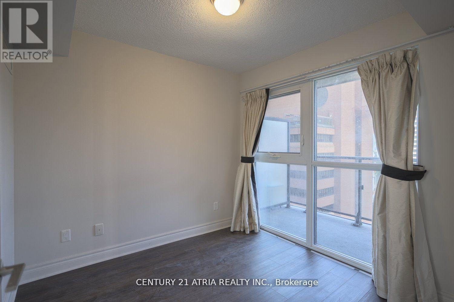 1202 - 28 Ted Rogers Way, Toronto, Ontario  M4Y 2J4 - Photo 9 - C12802454