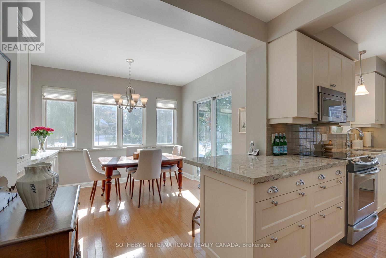 90 Coldstream Avenue, Toronto, Ontario  M5N 1X8 - Photo 18 - C12802462