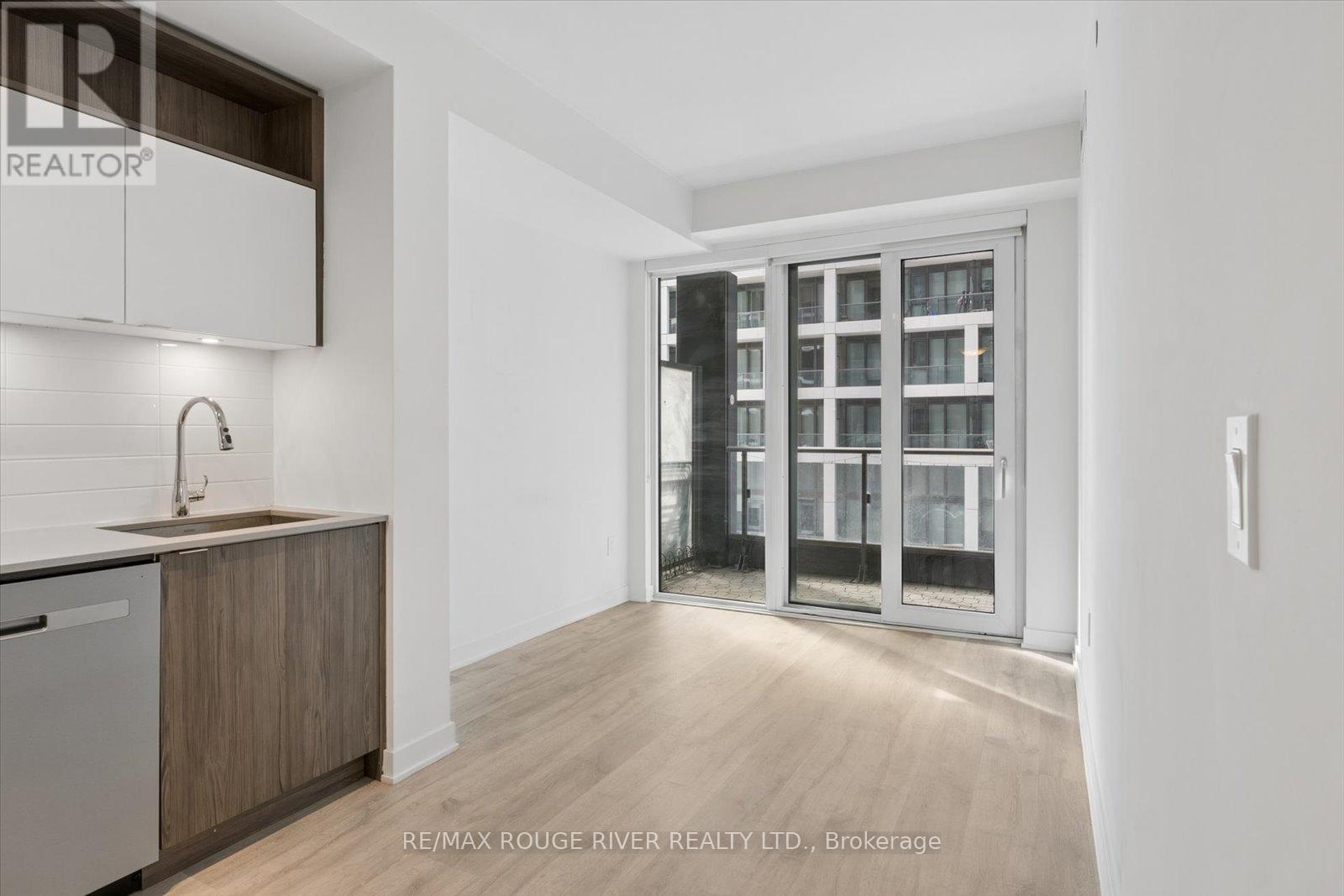 531 Se - 60 Princess Street, Toronto, Ontario  M5A 1E7 - Photo 14 - C12802486