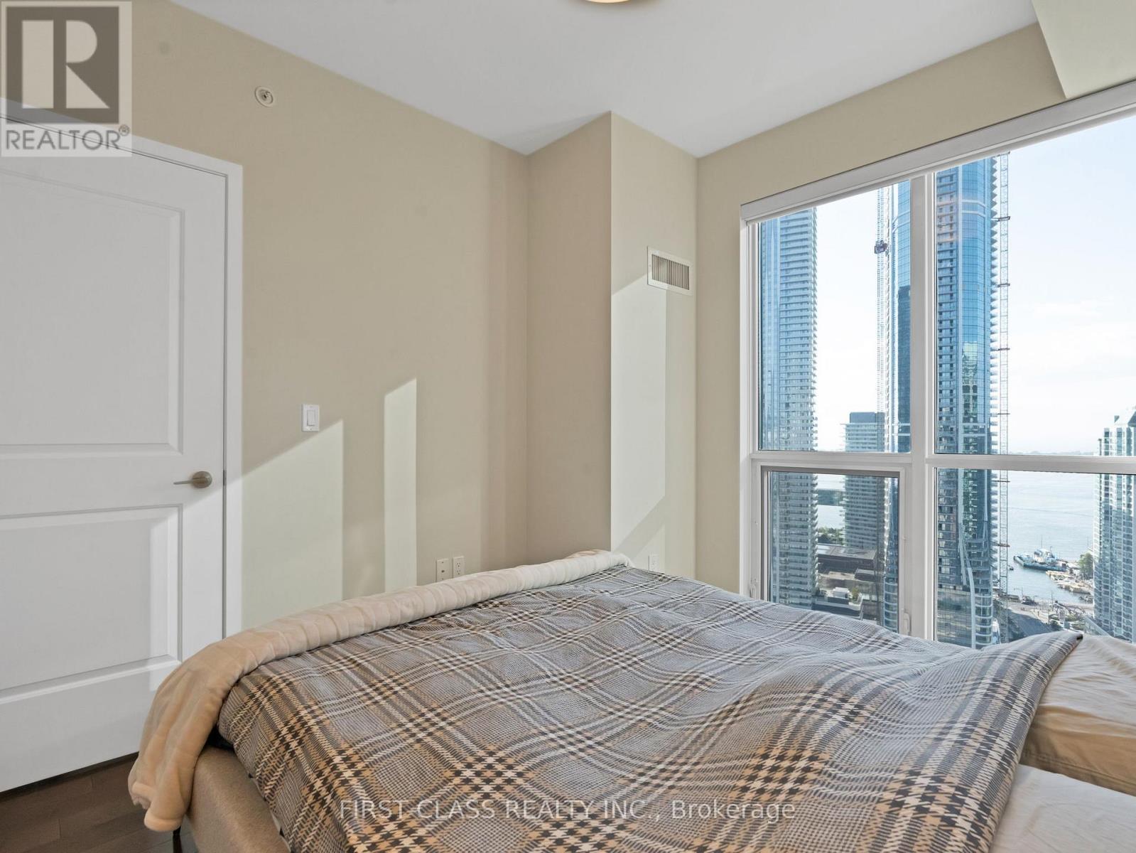 3309 - 1 The Esplanade, Toronto, Ontario  M5E 0A8 - Photo 11 - C12802514