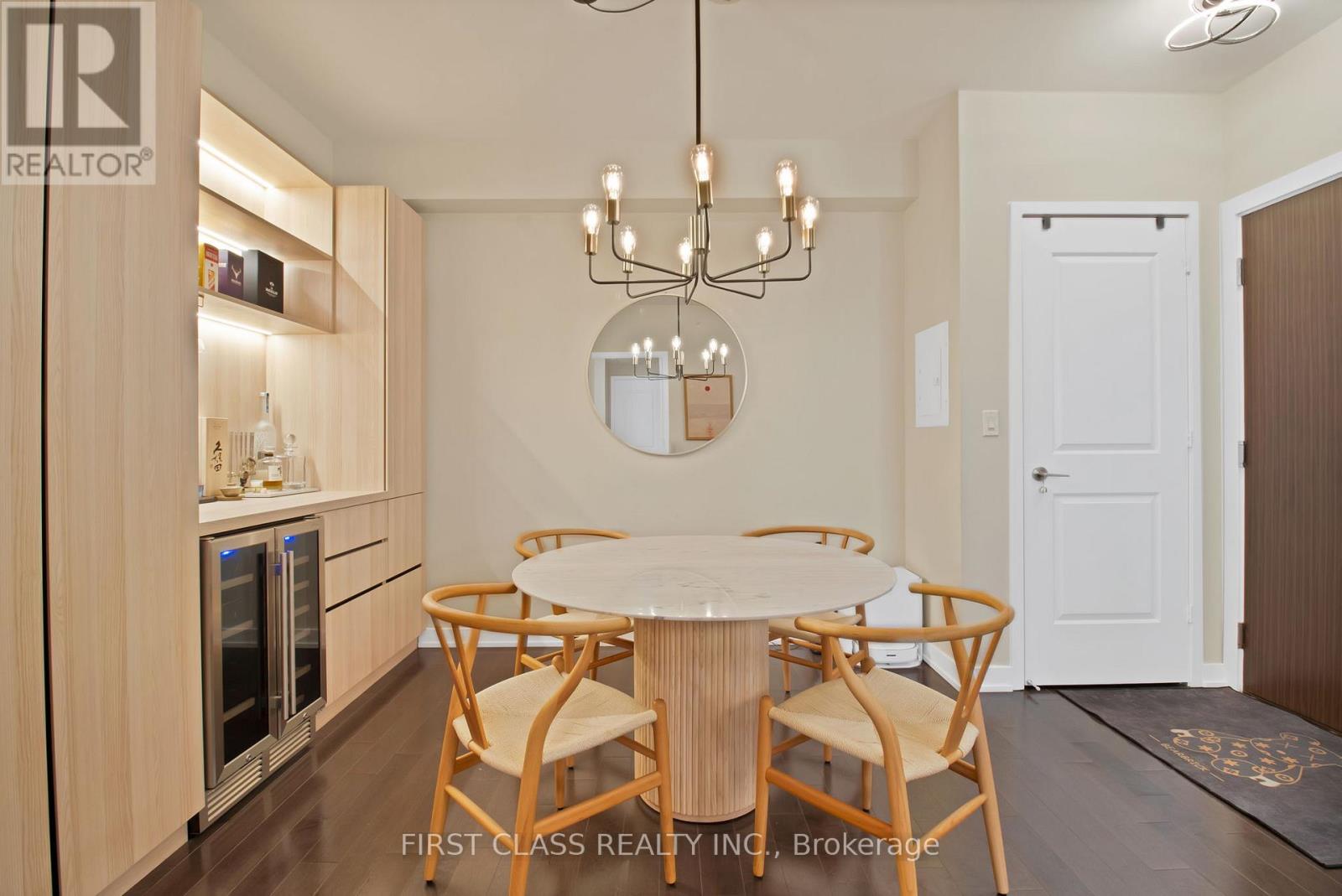 3309 - 1 The Esplanade, Toronto, Ontario  M5E 0A8 - Photo 4 - C12802514