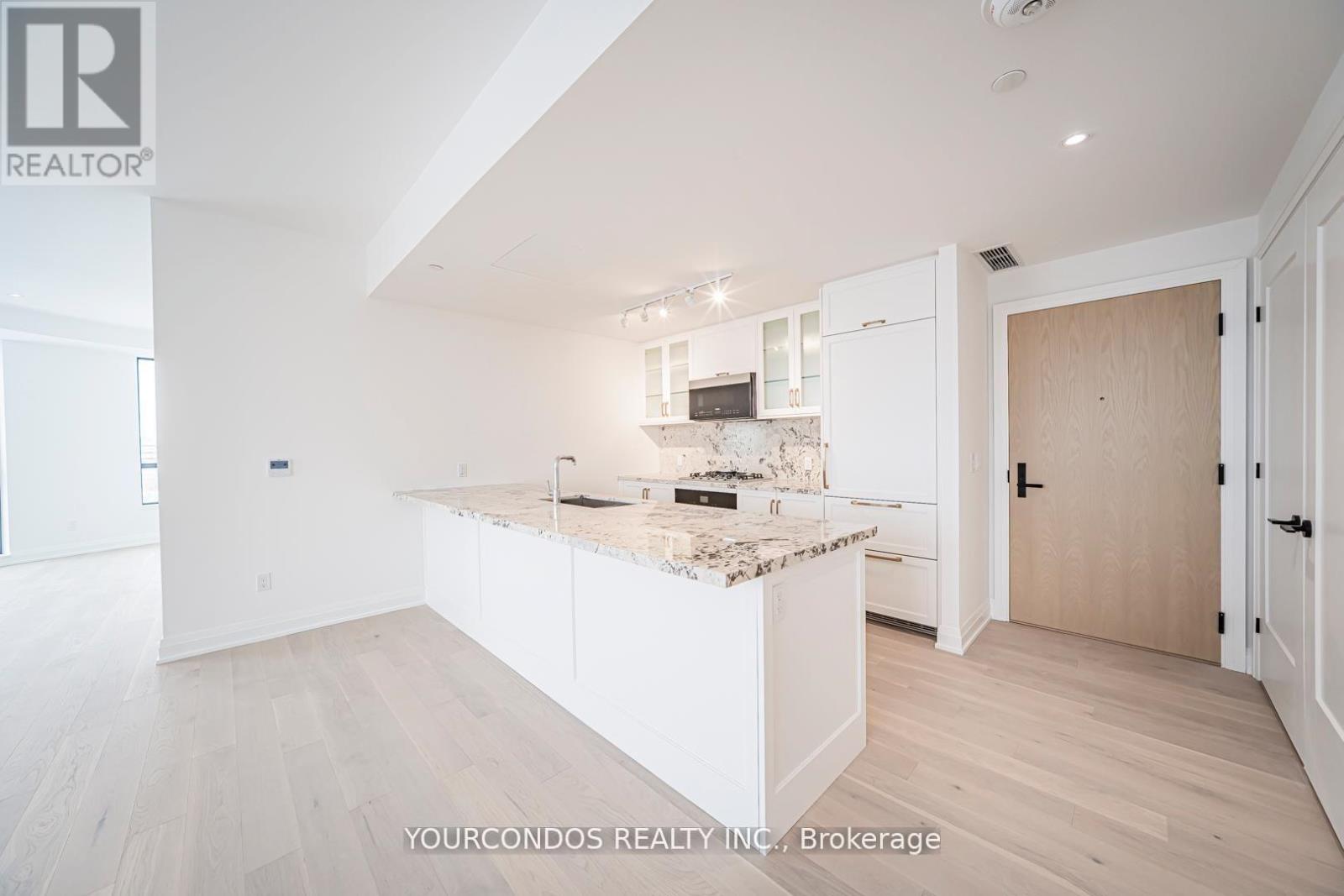 609 - 505 Glencairn Avenue, Toronto, Ontario  M6B 0B2 - Photo 5 - C12802516