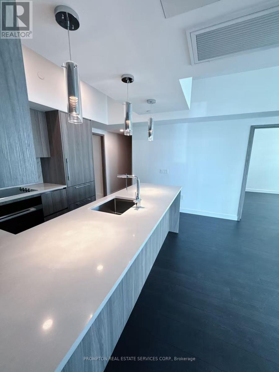 1605 - 1 Concord Cityplace Way, Toronto, Ontario  M5V 0X3 - Photo 16 - C12802538