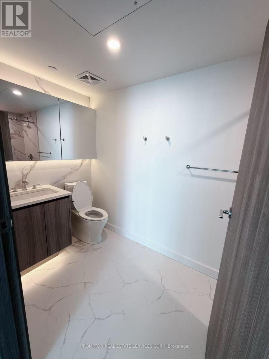 1605 - 1 Concord Cityplace Way, Toronto, Ontario  M5V 0X3 - Photo 6 - C12802538