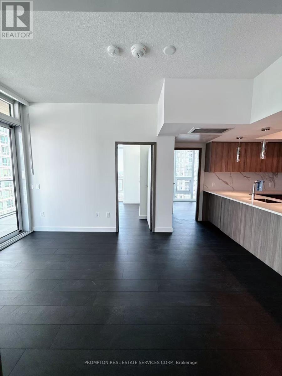 1605 - 1 Concord Cityplace Way, Toronto, Ontario  M5V 0X3 - Photo 8 - C12802538