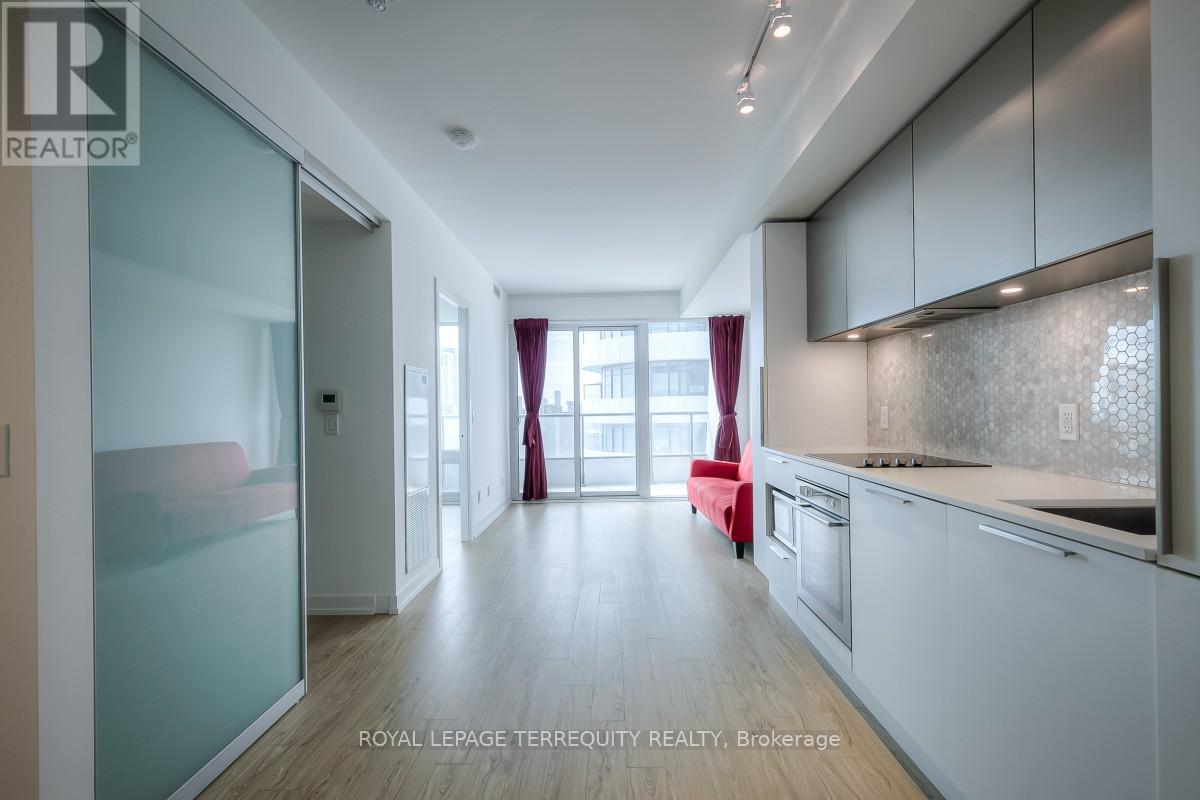 2701 - 85 Wood Street, Toronto, Ontario  M4Y 0E8 - Photo 2 - C12802620