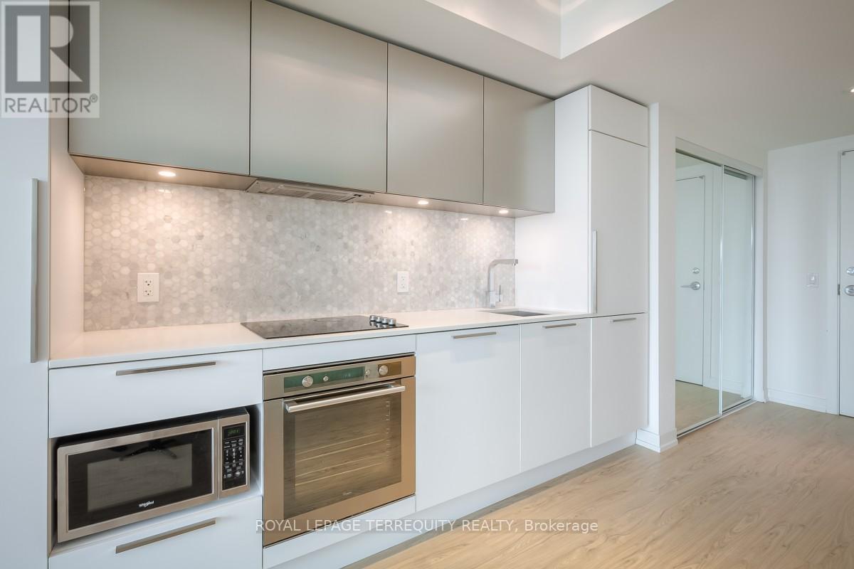 2701 - 85 Wood Street, Toronto, Ontario  M4Y 0E8 - Photo 8 - C12802620