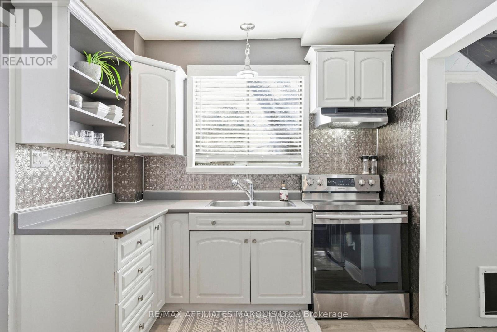 409 Marlborough Street, Cornwall, Ontario  K6H 4A5 - Photo 9 - X12802554