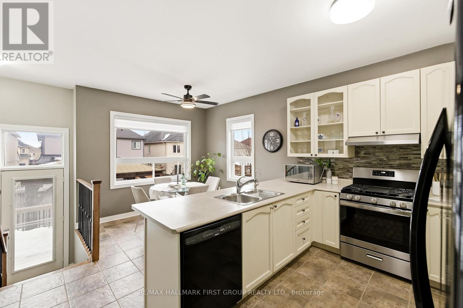 27 Keeler Crescent, Clarington, Ontario  L1C 0C1 - Photo 14 - E12802464