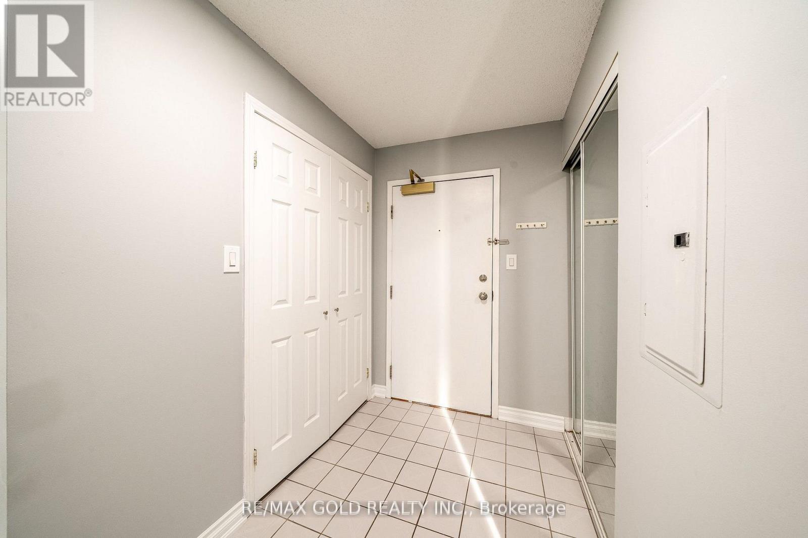 207 - 87 Aspen Springs Drive, Clarington, Ontario L1C 5J8 - Photo 16 - E12802606