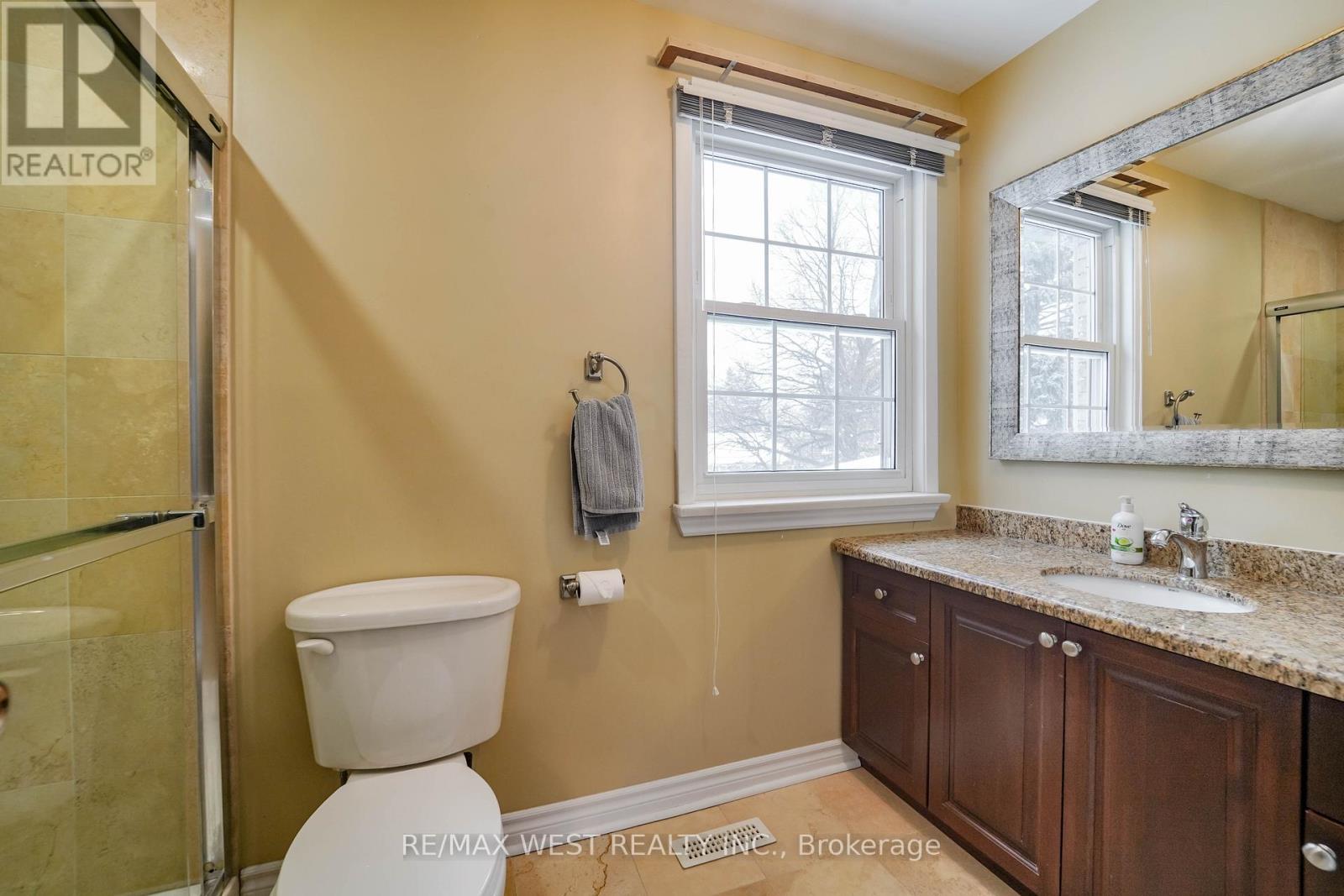 42 Belgreen Avenue, Toronto, Ontario  M1S 1G4 - Photo 7 - E12802650