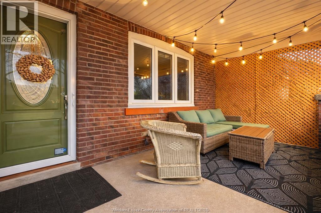 961 Lawrence, Windsor, Ontario  N8Y 3Z9 - Photo 3 - 26003499