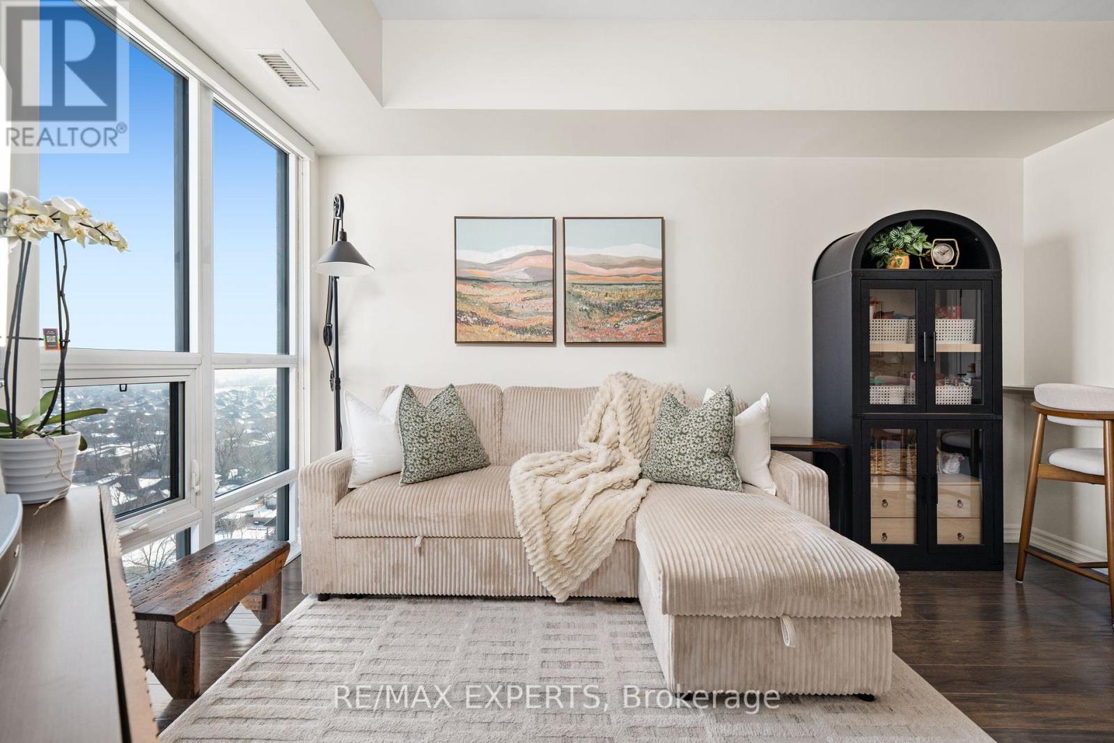 1207 - 7730 Kipling Avenue, Vaughan, Ontario  L4L 1Y9 - Photo 10 - N12802452