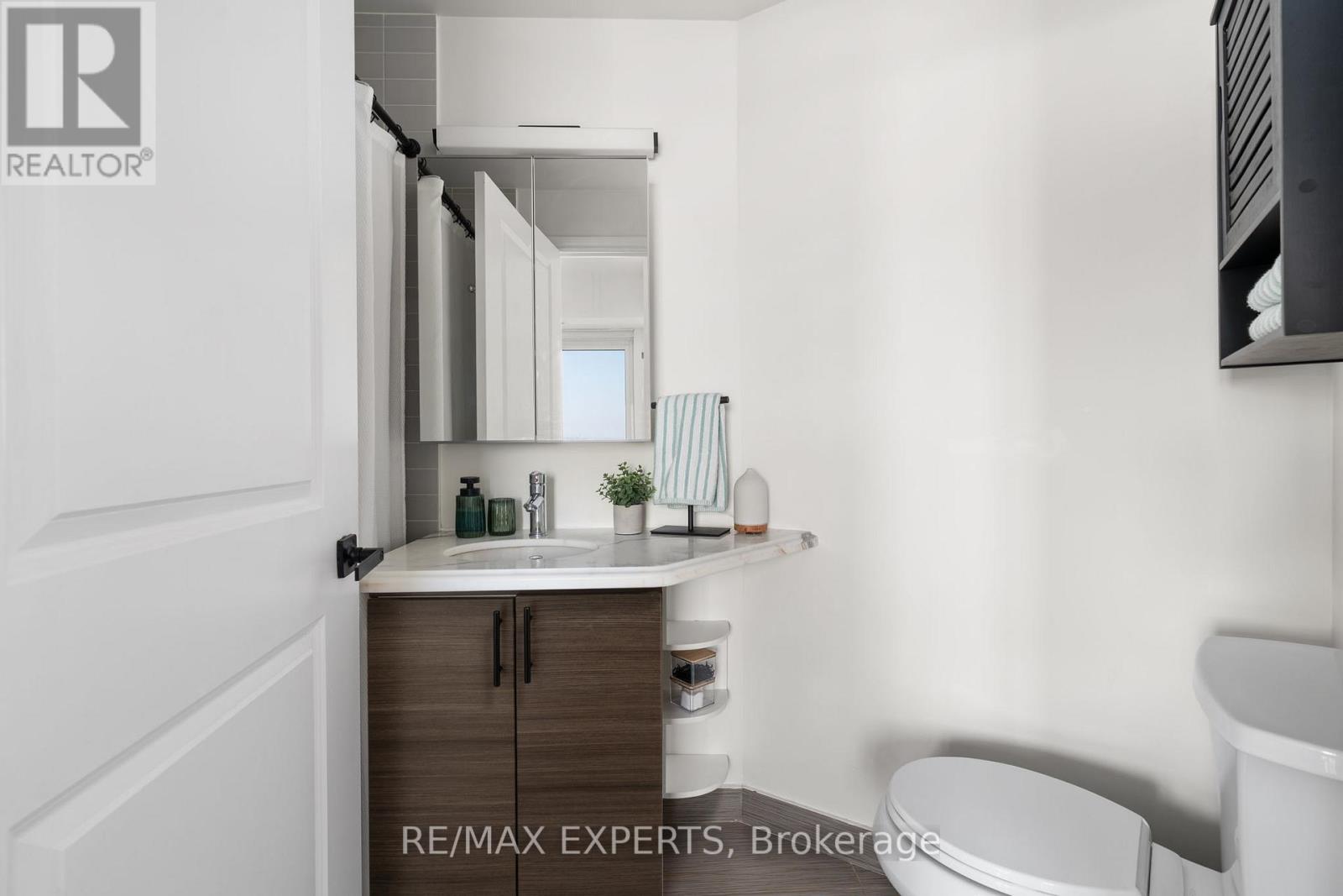 1207 - 7730 Kipling Avenue, Vaughan, Ontario  L4L 1Y9 - Photo 14 - N12802452