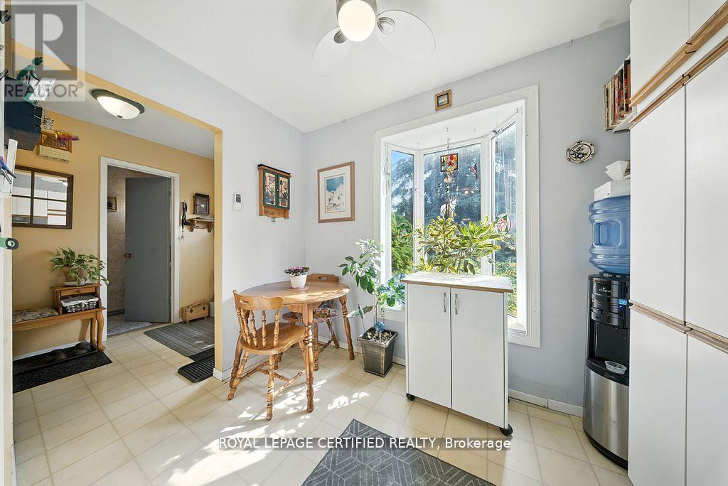 386 Handley Crescent, Newmarket, Ontario  L3Y 4T4 - Photo 12 - N12802480