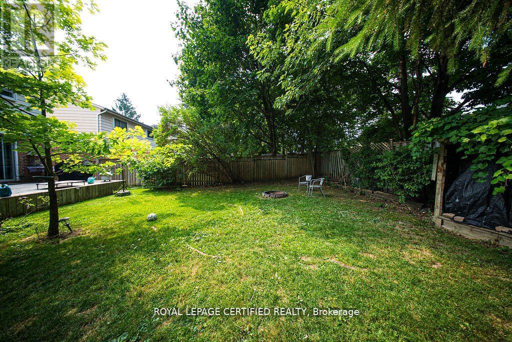 386 Handley Crescent, Newmarket, Ontario  L3Y 4T4 - Photo 2 - N12802480