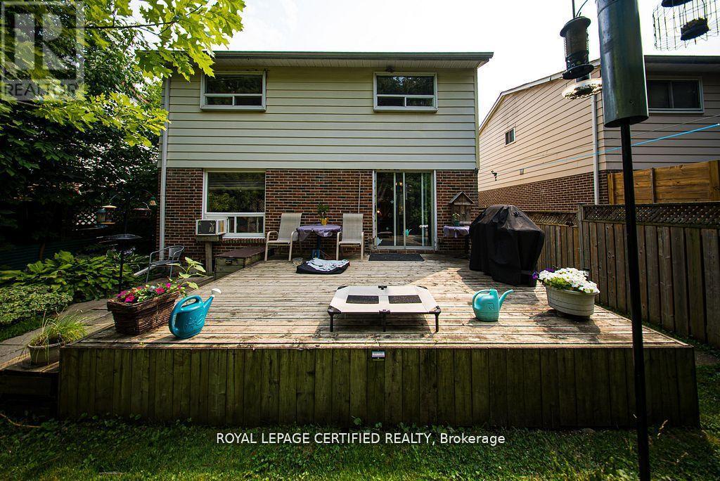 386 Handley Crescent, Newmarket, Ontario  L3Y 4T4 - Photo 3 - N12802480