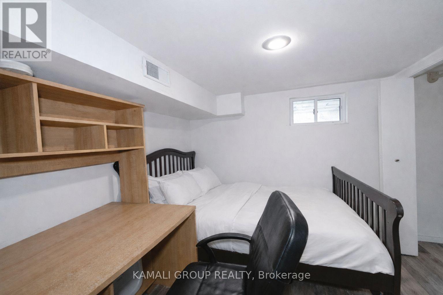 Bsmt - 46 Centre Street E, Richmond Hill, Ontario  L4C 1A4 - Photo 9 - N12802576