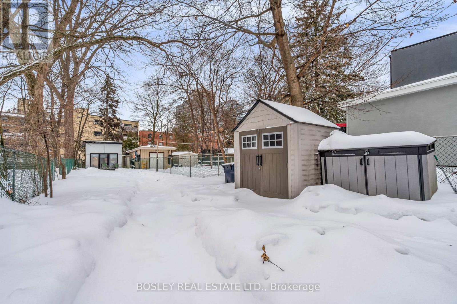 19 Thursfield Crescent, Toronto, Ontario  M4G 2N4 - Photo 44 - C12797194