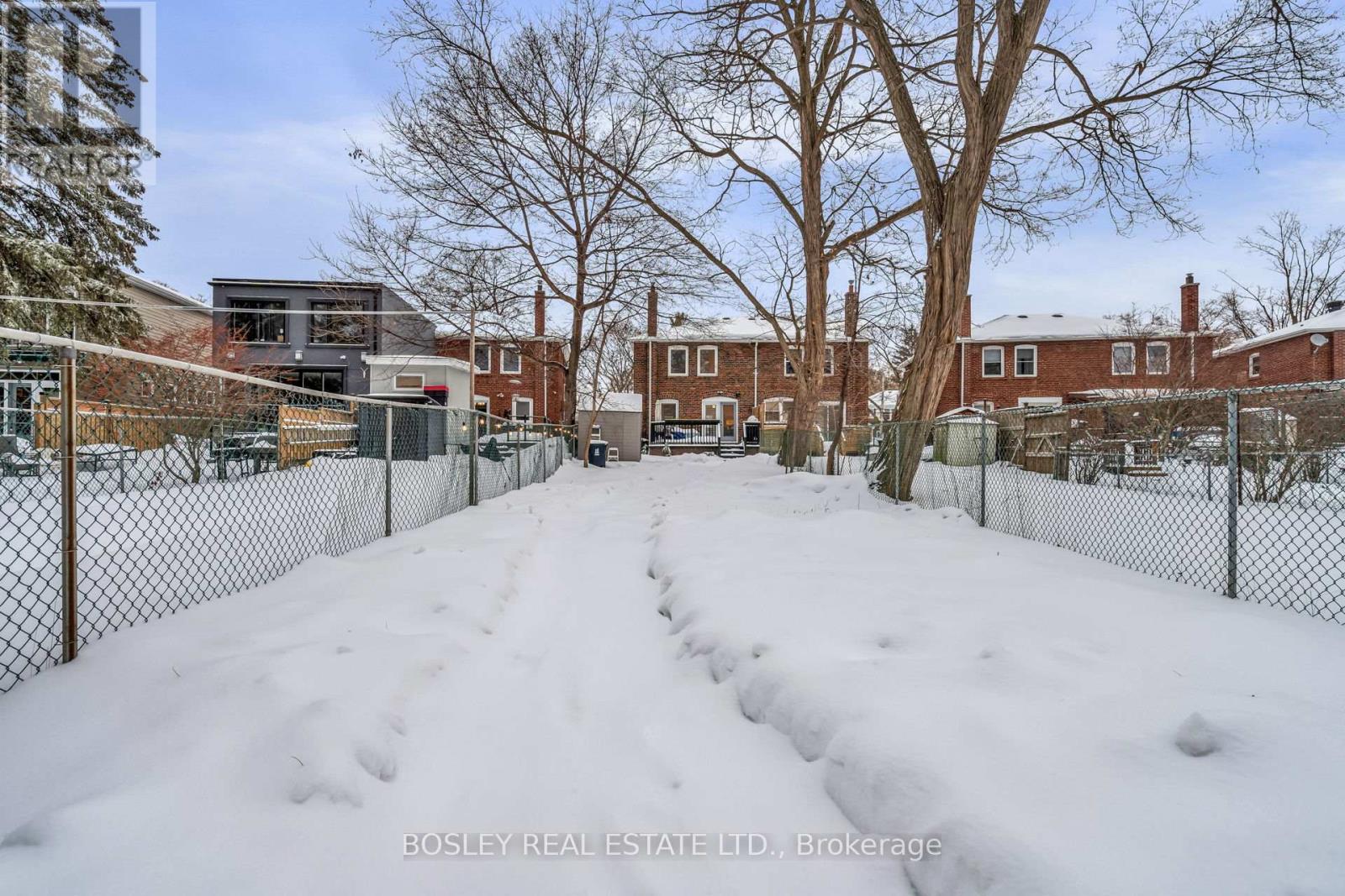 19 Thursfield Crescent, Toronto, Ontario  M4G 2N4 - Photo 42 - C12797194