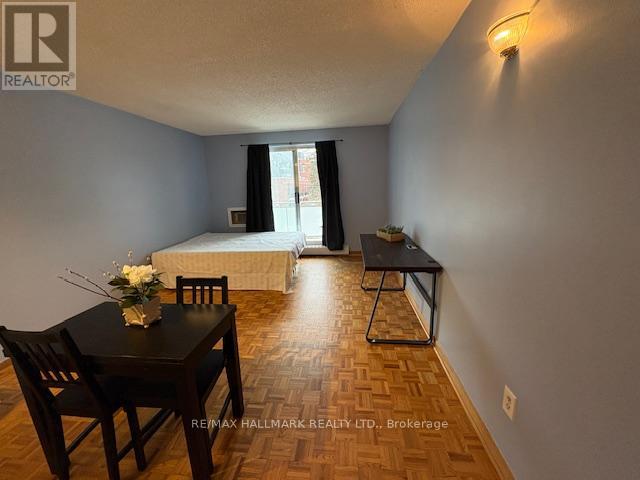 203 - 123 Woodbine Avenue, Toronto (The Beaches), Ontario  M4L 3V8 - Photo 5 - E12801434