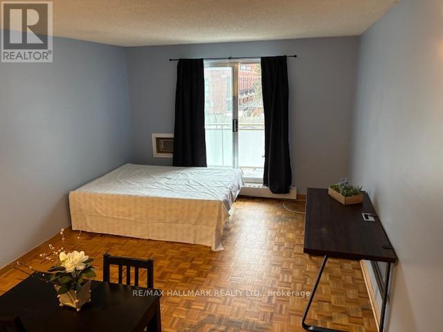 203 - 123 Woodbine Avenue, Toronto (The Beaches), Ontario  M4L 3V8 - Photo 6 - E12801434