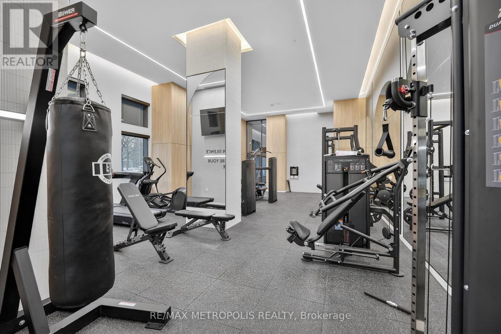 1202 - 2088 James Street, Burlington (Brant), Ontario  L7R 0H2 - Photo 17 - W12802114