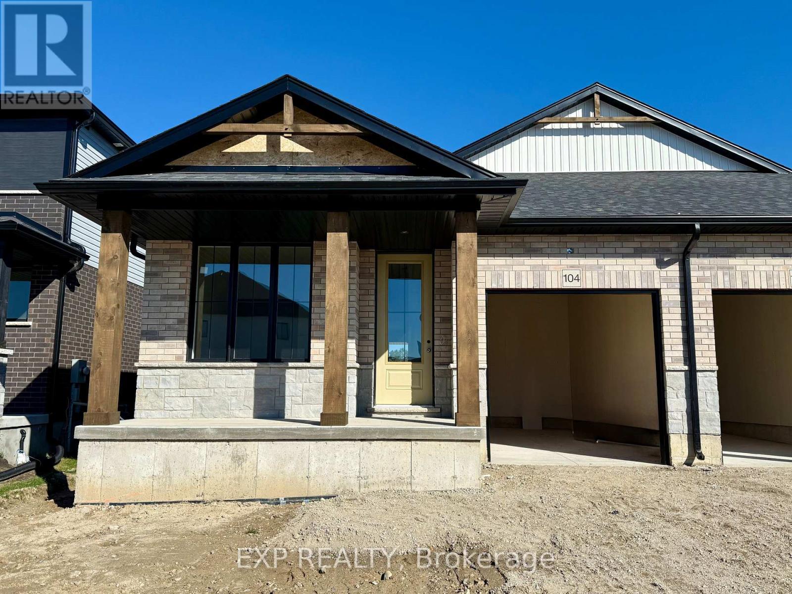 104 Thackeray Way, Minto, Ontario N0G 1Z0 - Photo 4 - X12237428