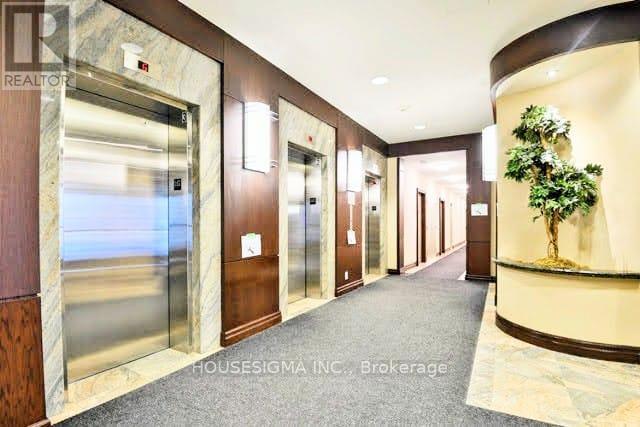 317 - 335 Rathburn Road W, Mississauga, Ontario  L5B 0C8 - Photo 14 - W12802466