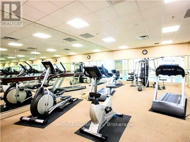 317 - 335 Rathburn Road W, Mississauga, Ontario  L5B 0C8 - Photo 17 - W12802466