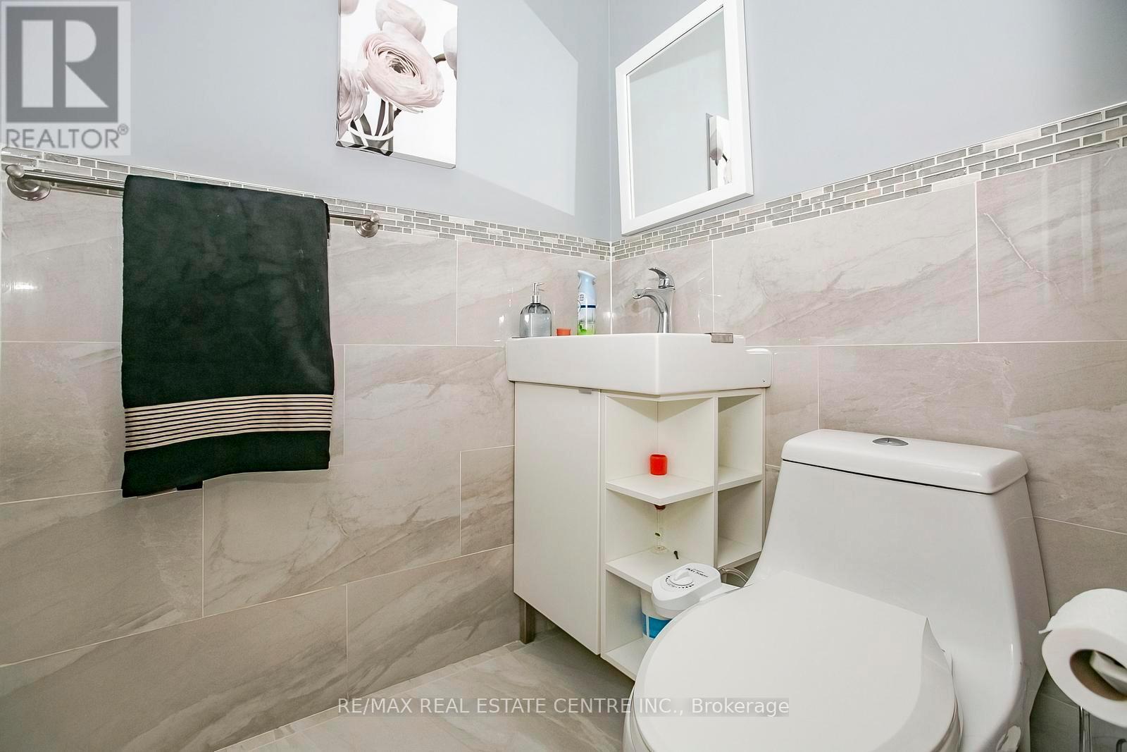 37 Duggan Drive, Brampton, Ontario  L6Y 4J2 - Photo 19 - W12802474