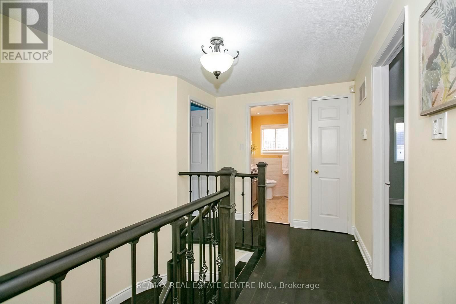 37 Duggan Drive, Brampton, Ontario  L6Y 4J2 - Photo 22 - W12802474